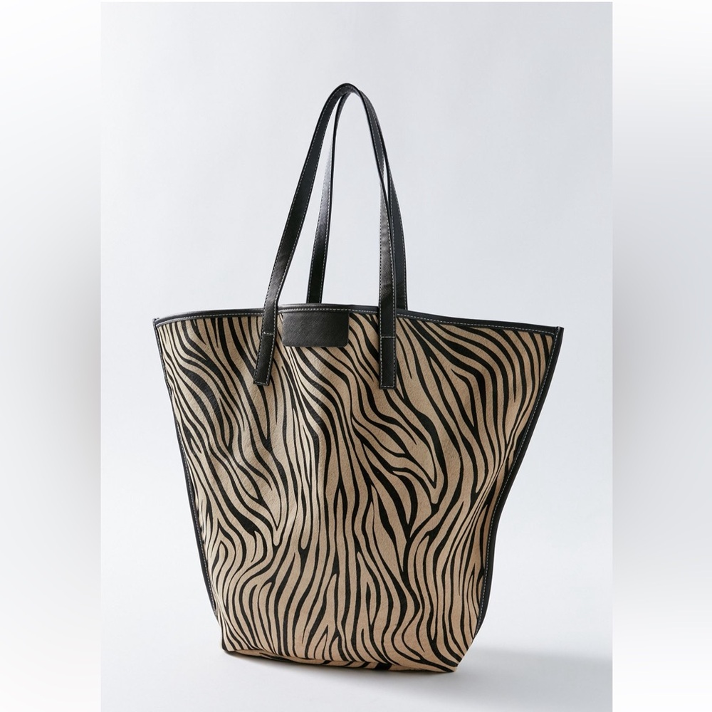 Urban Outfitters | Tipper Calf Hair Tote Bag